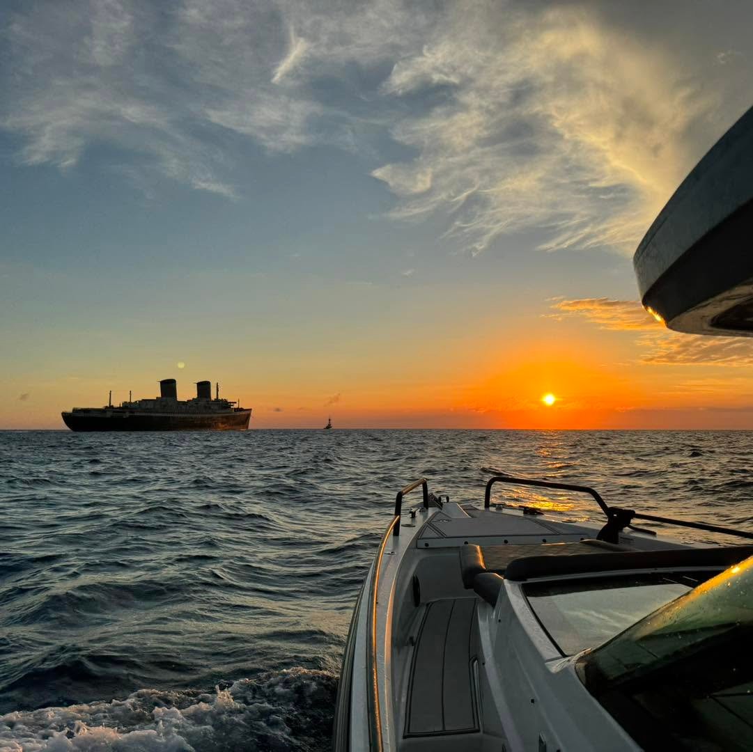 Sunset cruise aboard a private yacht in Key West